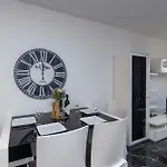 Castle Harbour 39 - Two Bed * لوس كريستيانوس