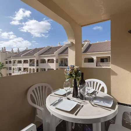 Castle Harbour 39 - Two Bed 公寓 *