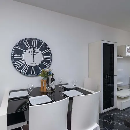 Castle Harbour 39 - Two Bed * Guincho (Tenerife)