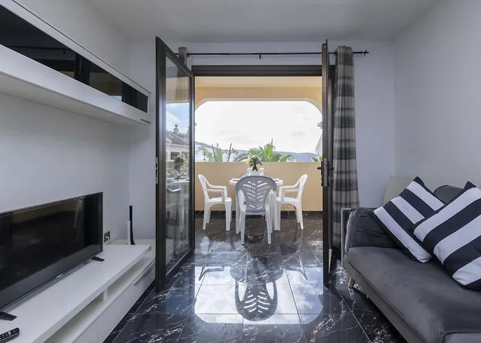 Castle Harbour 39 - Two Bed