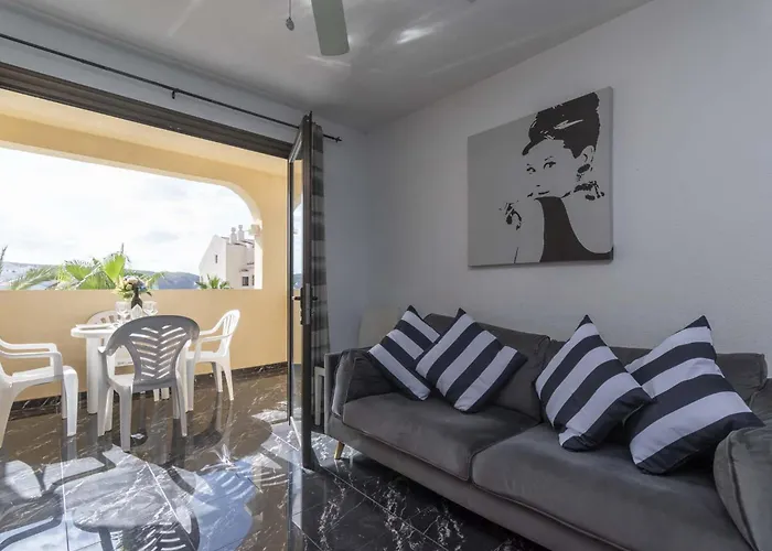Castle Harbour 39 - Two Bed Appartement Los Cristianos (Tenerife)