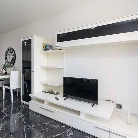 Castle Harbour 39 - Two Bed * Guincho (Tenerife)