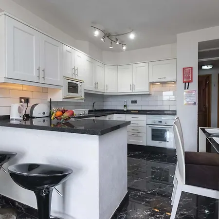 Castle Harbour 39 - Two Bed