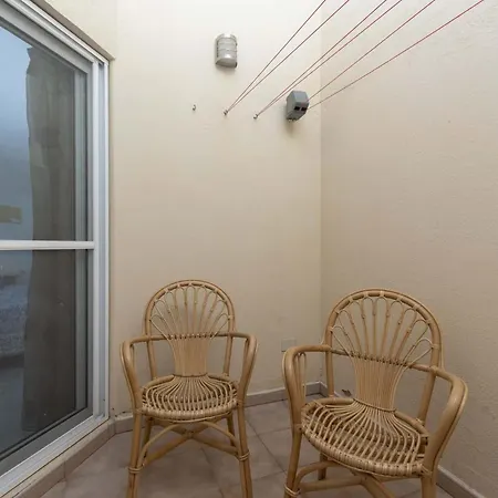 Castle Harbour 39 - Two Bed Daire